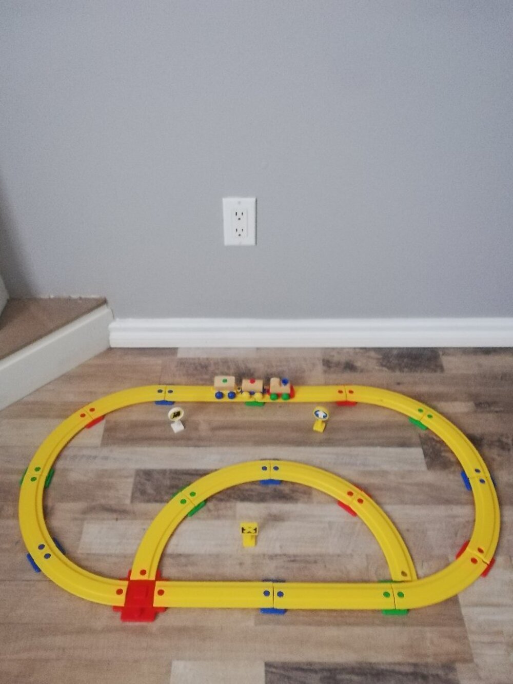 Vintage 1989 Unimax Plastic Track & Wooden Train Set